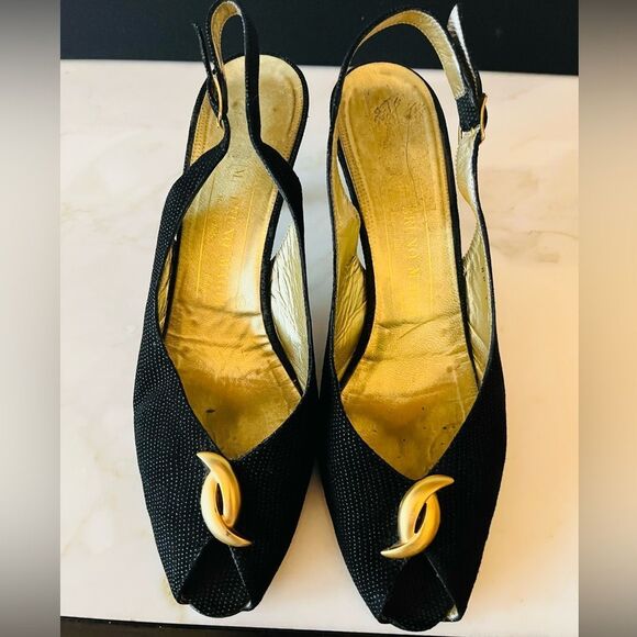 Bruno Magli Elegant Black and Gold Slingback Leather Heels size 9 AA. - Picture 1 of 10